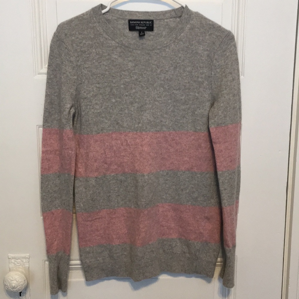 Banana Republic with Fine Italian Yarn by Filpucci